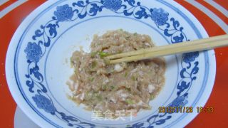 美味白菜包的做法步骤：3