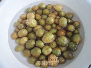 酱焖小土豆的做法步骤：1