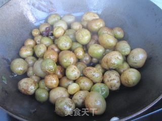 酱焖小土豆的做法步骤：6
