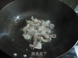 猪肉洋葱炒平菇的做法步骤：5