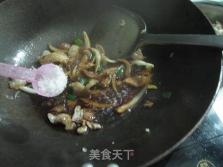 猪肉洋葱炒平菇的做法步骤：9