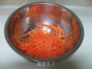 鱼香鸡丝的做法步骤：2