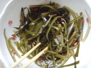 蒜香海带的做法步骤：12
