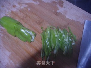 素炒土豆丝的做法步骤：1