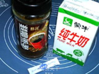 咖啡酸奶的做法步骤：1