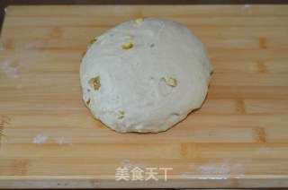 秋冬季的养身大包----栗子土司 (面包机版)的做法步骤：7
