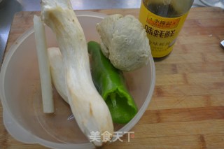 无肉也欢之【手撕杏鲍菇炒面筋】的做法步骤：1