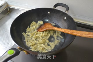 无肉也欢之【手撕杏鲍菇炒面筋】的做法步骤：4