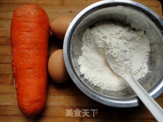 胡萝卜丝蛋饼的做法步骤：1