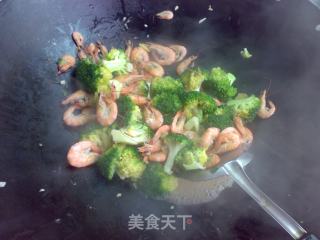 虾烩西兰花的做法步骤：7