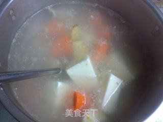 龙骨淮山汤的做法步骤：4