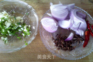 家庭版麻辣烫——骨汤杂菜的做法步骤：1