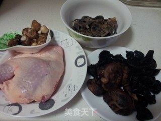 美味一品煲的做法步骤：1