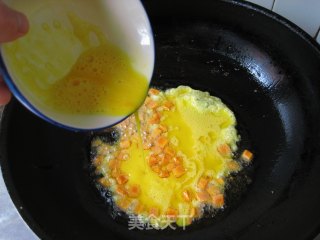 剩米饭的花样做法：沙茶牛肉饭的做法步骤：5