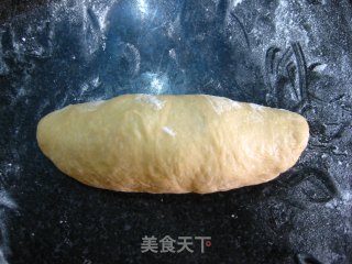 红糖葡萄干面包的做法步骤：12