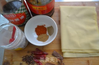 街头小吃带回家-【麻辣豆皮】的做法步骤：1