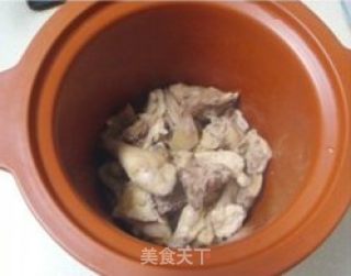 黄花菜紫灵芝鸡汤的做法步骤：6