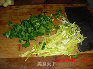 一锅出乱炖の【铁锅炖鱼】的做法步骤：14