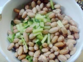 芹菜拌花生的做法步骤：9