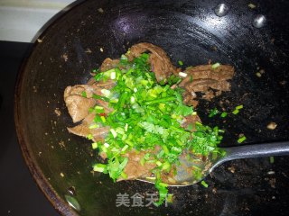 酱爆猪肝的做法步骤：6