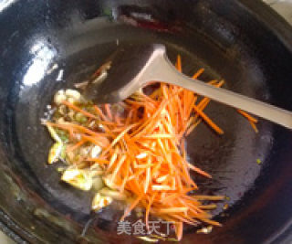 彩椒豆腐丝 简单的变化成就不同效果的做法步骤：9