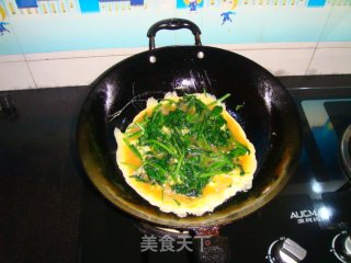 菠菜炒鸡蛋的做法步骤：3