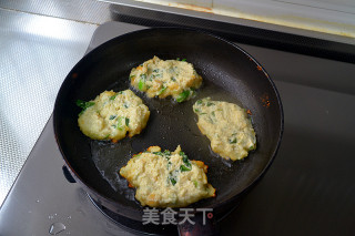 豆浆新喝，油条新吃-【油条豆浆饼】的做法步骤：7
