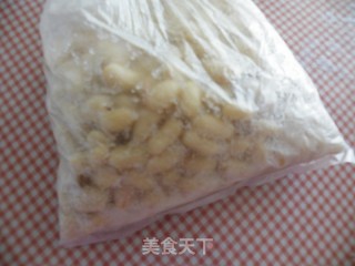 【下酒小菜】-------酒鬼花生的做法步骤：2