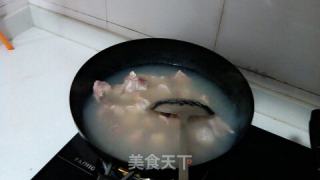营养排骨汤的做法步骤：2