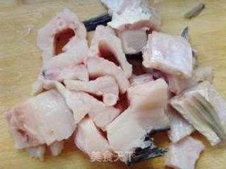鱼骨粉皮汤的做法步骤：2
