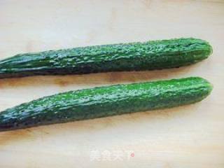 酱料肉末黄瓜卷的做法步骤：1