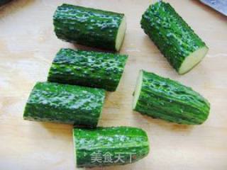 酱料肉末黄瓜卷的做法步骤：2