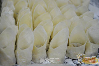鲜虾馄饨的做法步骤：4