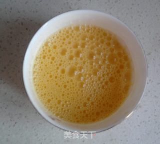 奶香鸡蛋饼的做法步骤：1