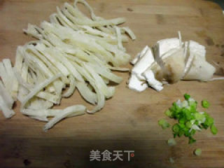西红柿鱼丸面的做法步骤：3