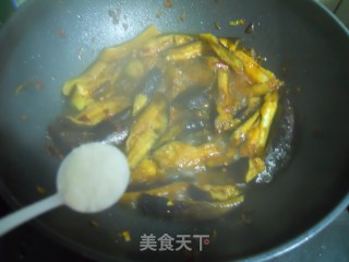 鱼香手撕茄子的做法步骤：7