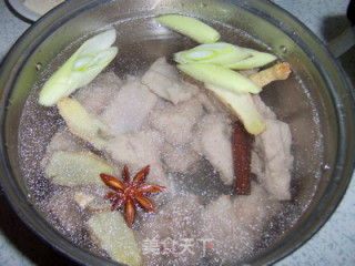 暖身开胃的酸菜炖排骨的做法步骤：9