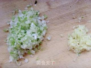 土豆猪肉锅贴的做法步骤：5