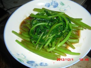 蚝油炒茼蒿的做法步骤：6
