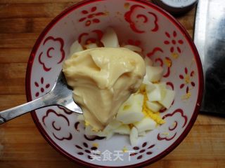 一样的鸡蛋不一样的味道------鸡蛋沙拉的做法步骤：6