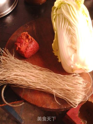 牛肉白菜烧粉丝的做法步骤：1