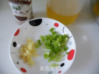 冬天螃蟹的惬意吃法---螃蟹粉丝煲的做法步骤：5