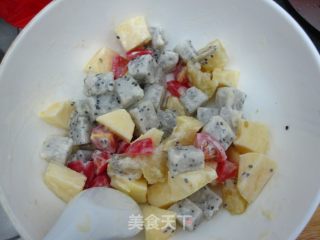 什锦水果沙拉的做法步骤：4