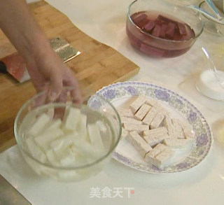蜜汁三宝的做法步骤：1
