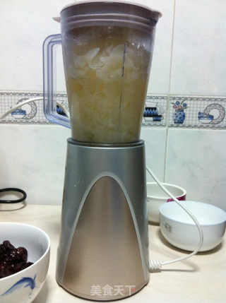 想妈妈红枣银耳桂圆汤的做法步骤：5