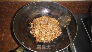 唇齿留香的干鱿蒸肉未的做法步骤：4