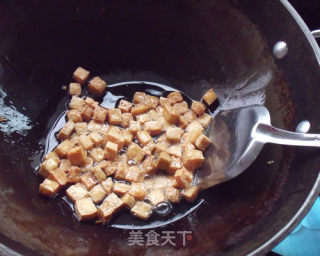 宫保豆腐丁的做法步骤：2