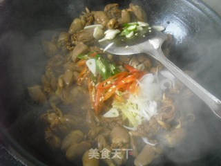 ﻿辣炒鸡心的做法步骤：6