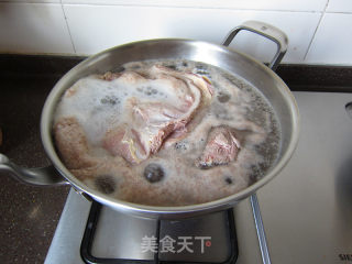 茄汁红烧牛肉面的做法步骤：1