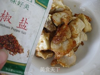 素菜像肉一样香------椒盐杏鲍菇的做法步骤：9